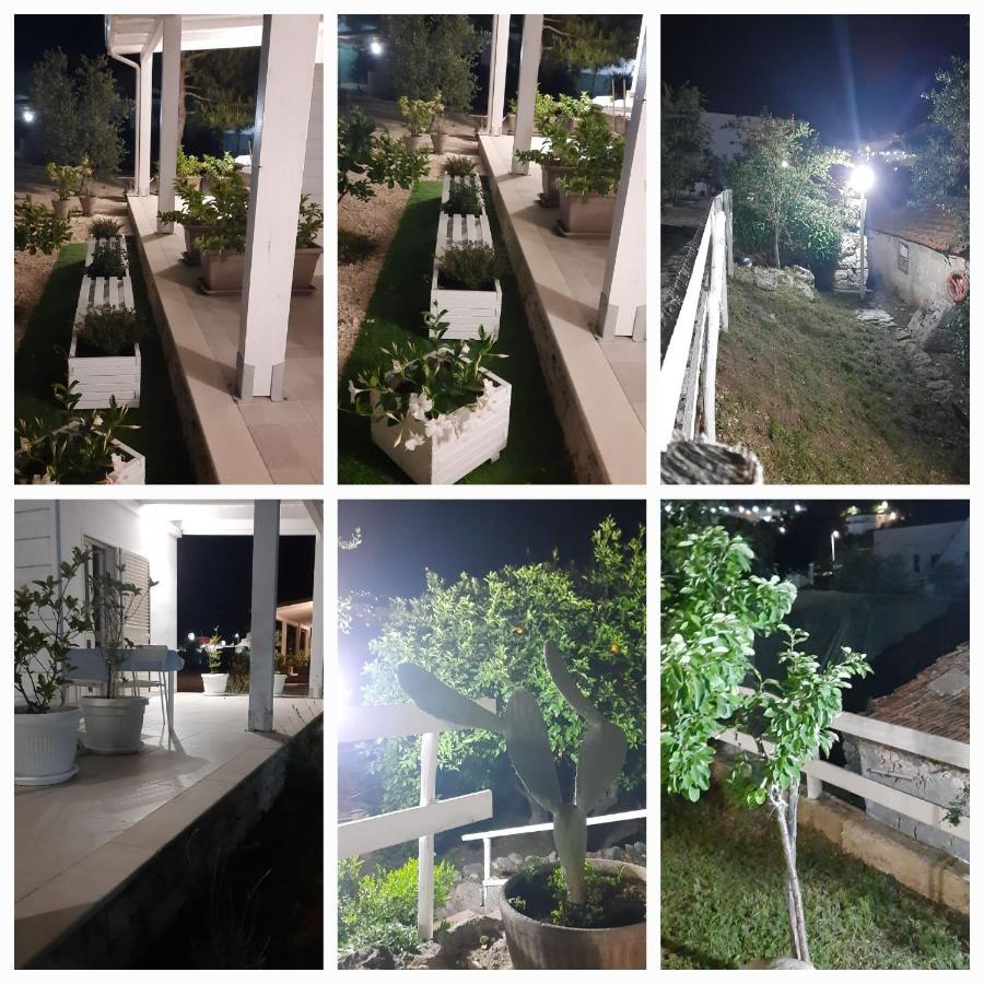 ペスキチ La Casa Al Mareヴィラ エクステリア 写真